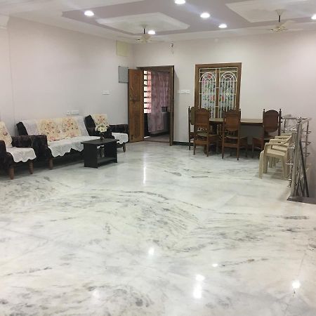 Pleasant Stay Tiruchirappalli Екстериор снимка